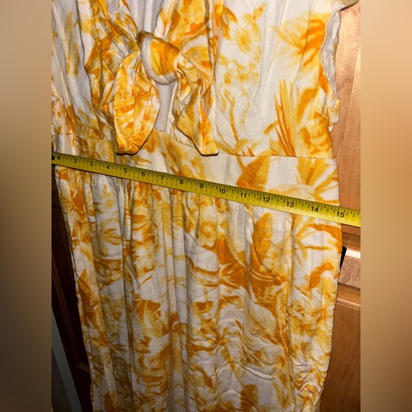 Express Women size Large Flutter Sleeve Tie Front Midi Linen Dress Yellow Gold - Picture 9 of 15